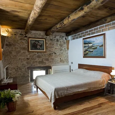 Residenza D'epoca Borgodifiume 3*