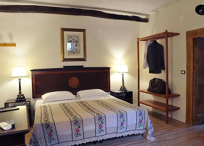 Residenza D'epoca Borgodifiume 3*