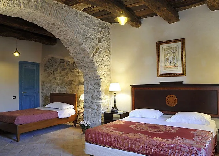 מלון Residenza D'epoca Borgodifiume פיומפרדו ברוציו