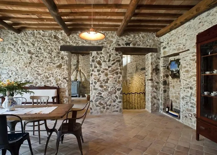 מלון Residenza D'epoca Borgodifiume פיומפרדו ברוציו