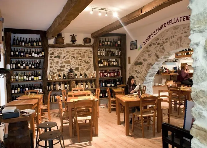 Residenza D'epoca Borgodifiume 3* פיומפרדו ברוציו