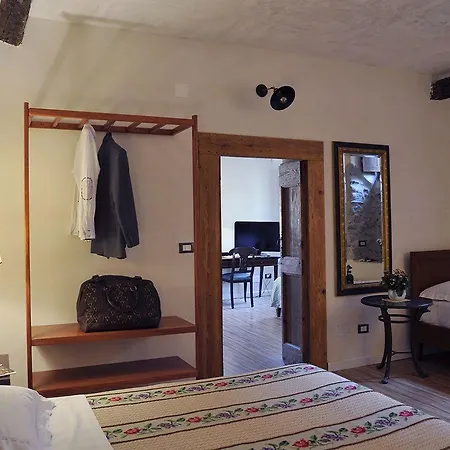 호텔 Residenza D'epoca Borgodifiume 피우메프레도 브루치오