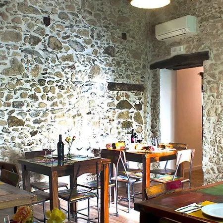 Residenza D'epoca Borgodifiume 피우메프레도 브루치오