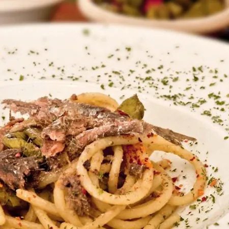 Residenza D'epoca Borgodifiume 3*