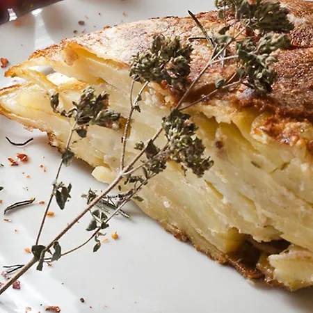 Residenza D'epoca Borgodifiume 3*