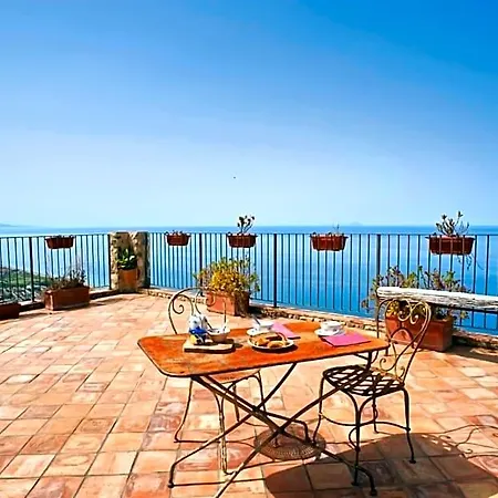 Residenza D'epoca Borgodifiume Hotel 3*
