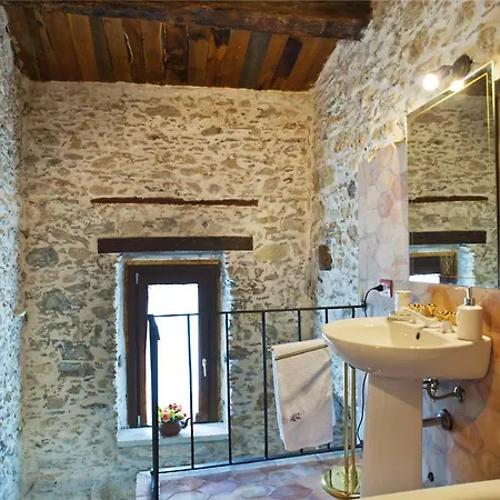 Residenza D'epoca Borgodifiume فيومفريدو بروزيو