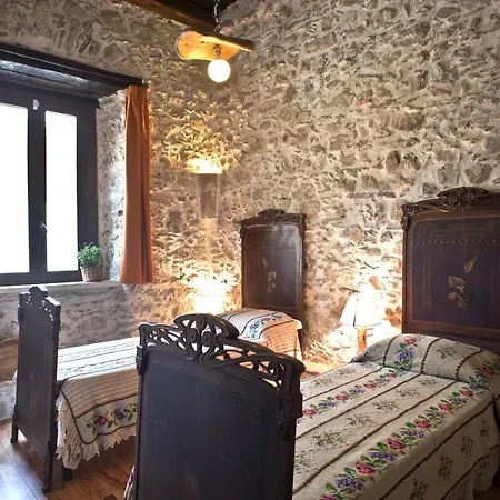 Otel Residenza D'epoca Borgodifiume 3*