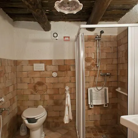 Residenza D'epoca Borgodifiume فندق 3*