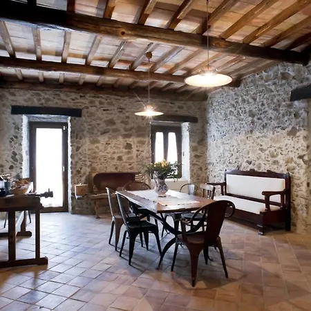 Residenza D'epoca Borgodifiume 3*