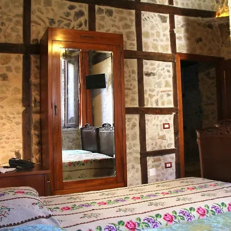 Residenza D'epoca Borgodifiume Hotel