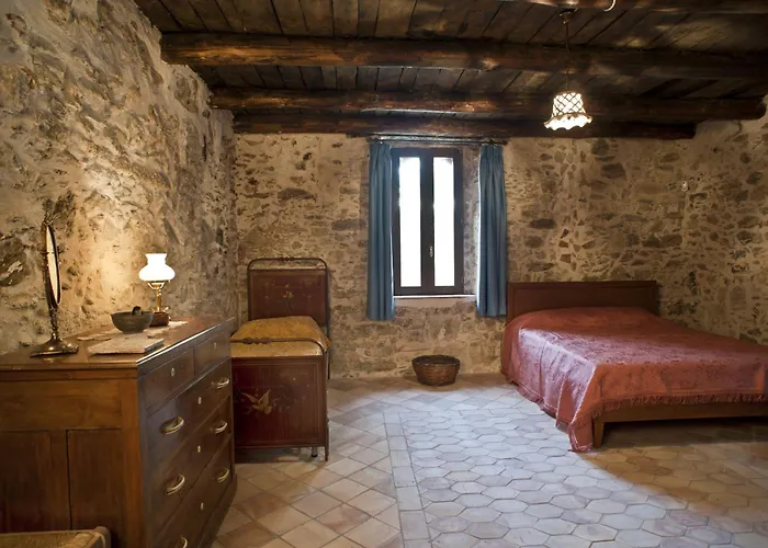 Residenza D'epoca Borgodifiume 3*